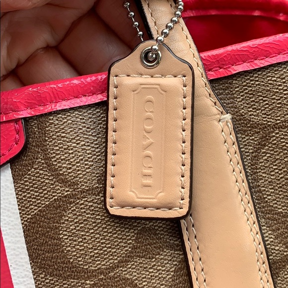 Coach Purse 🎉 - Picture 4 of 15